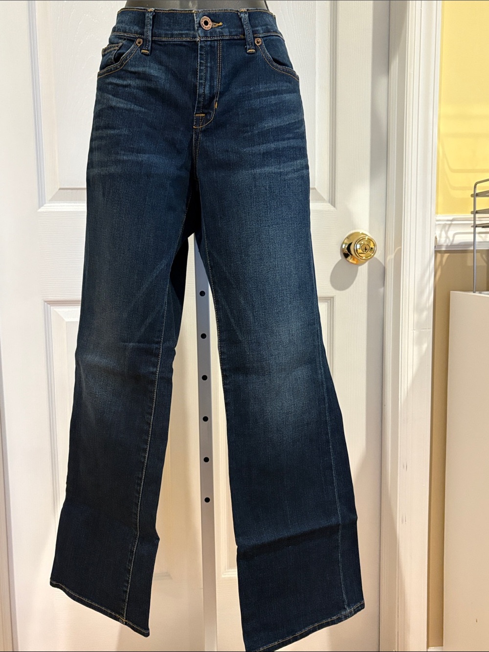 NWOT Lucky Brand Sweet stretchy Bootcut Jeans size 6/28